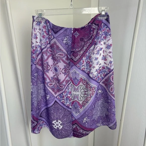 Vintage Y2K Purple and White Paisley Patterned Midi Skirt - Picture 2 of 7